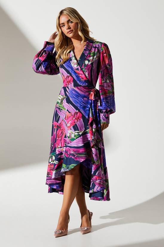 Wrap Dress – Comfortable & Chic